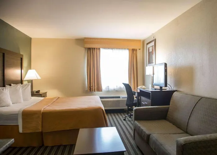 Quality Inn & Suites Loves Park Near Rockford