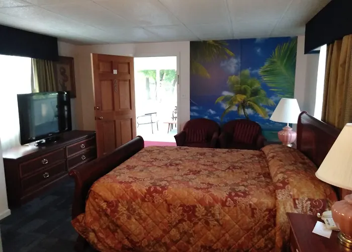 The Cardinal Inn