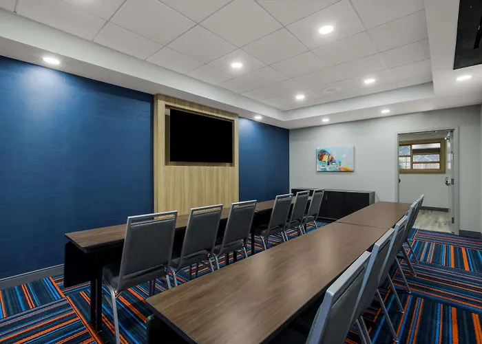 Hampton Inn