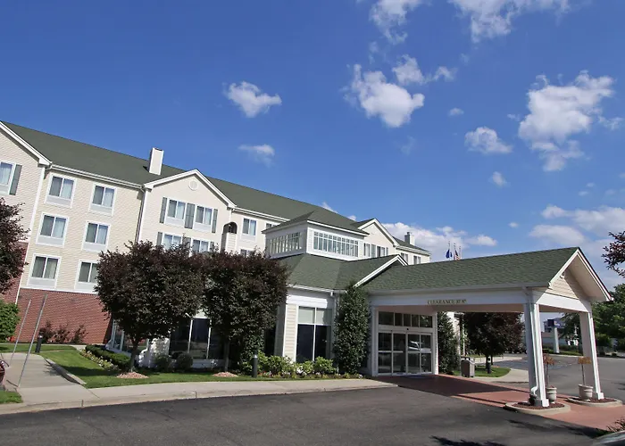 Hilton Garden Inn Westbury