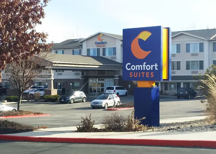 Comfort Suites Airport