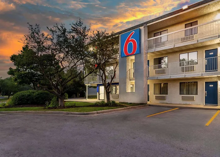 Motel 6-, Il - Chicago Northwest