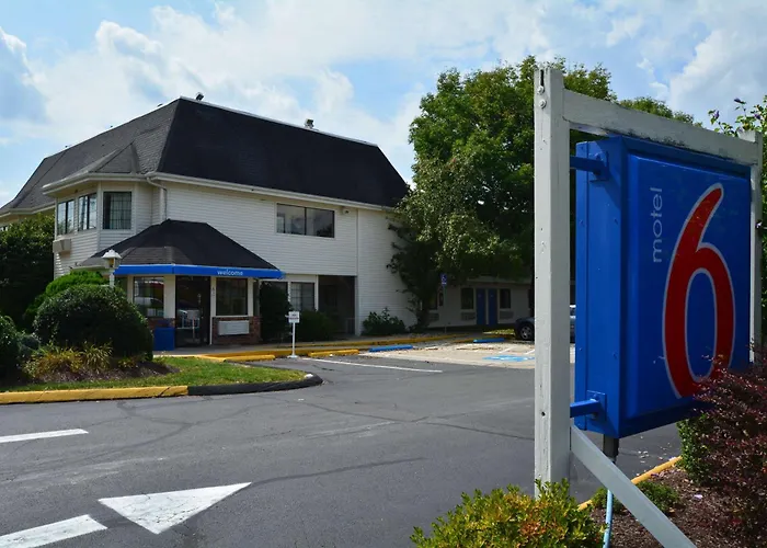 Motel 6-Wethersfield, Ct - Hartford