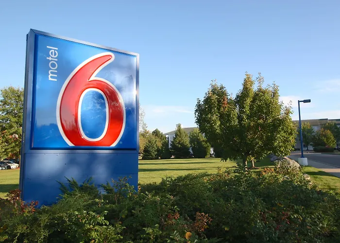 Motel 6-Colchester, Vt -
