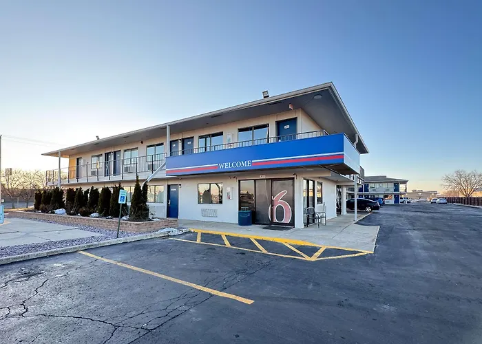 Motel 6-Janesville, Wi