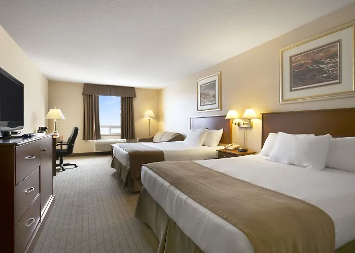 Days Inn By Wyndham Moose Jaw