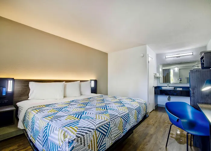 Motel 6-Jackson, Ms