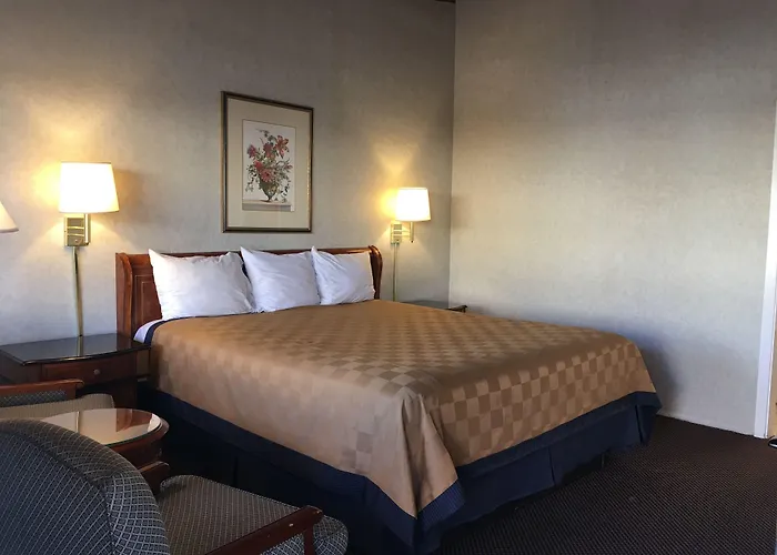 Discovery Inn Monterey Bay