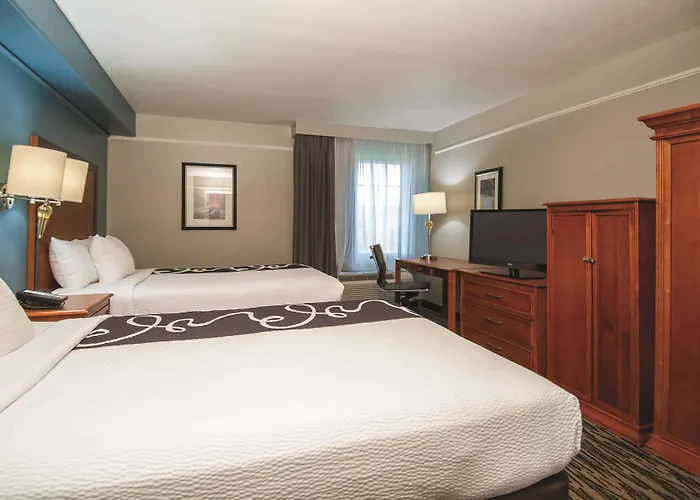 La Quinta Inn By Wyndham San Antonio Brooks City Base