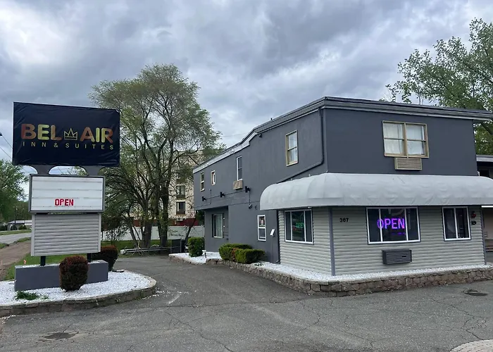 Bel Air Inn