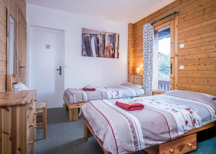 Chalet Pandora By Snow Retreat Catered Chalets