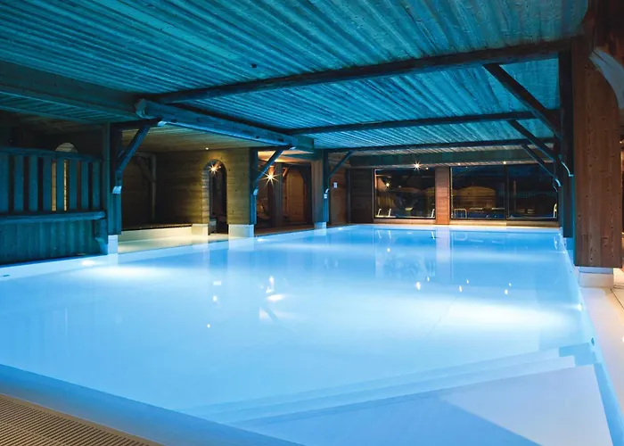 Chalet-Hôtel La Marmotte, La Tapiaz&SPA, The Originals Relais (Hotel-Chalet de Tradition)