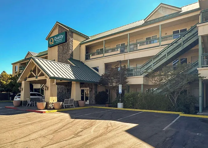Quality Inn & Suites Wine Country