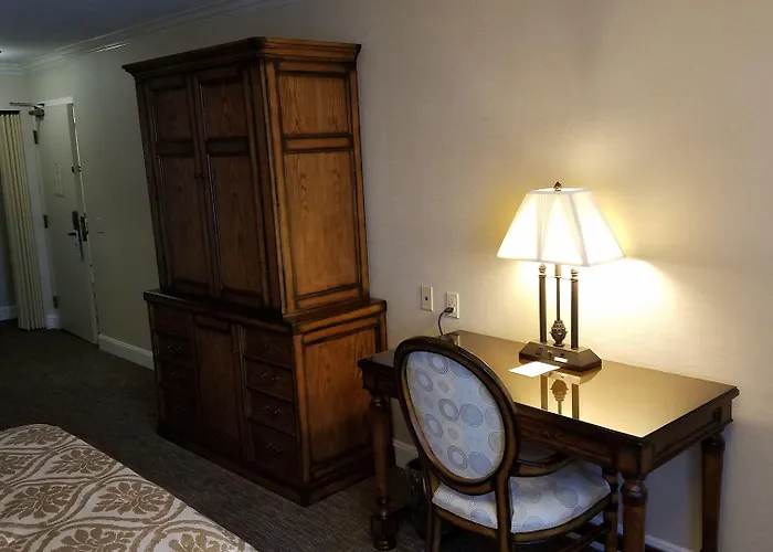 Chelsea Inn