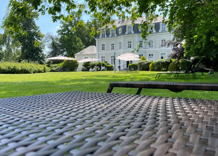 Najeti Hôtel Château Cléry