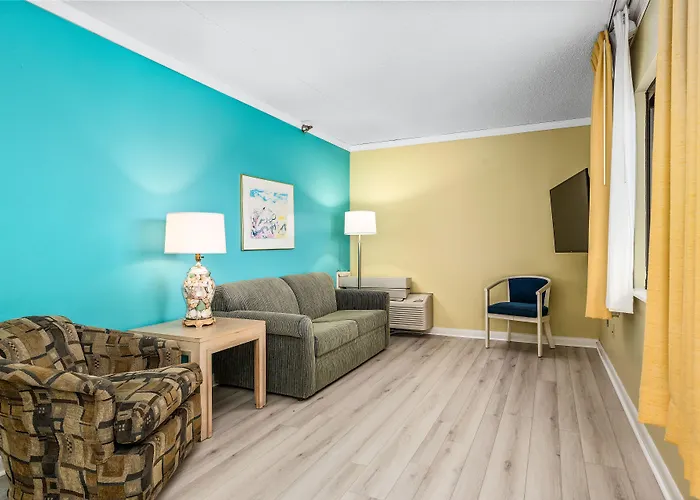 Cayman Suites Hotel
