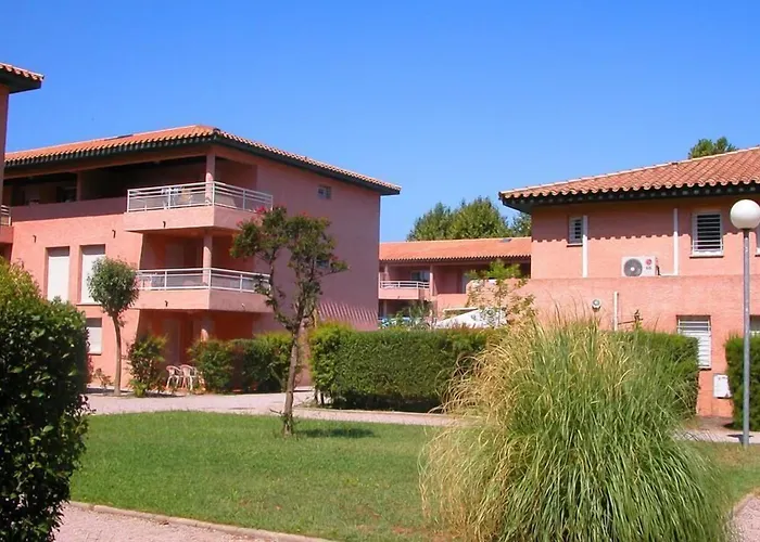 Lagrange Grand Bleu Vacances – Résidence Les Pierres De Jade
