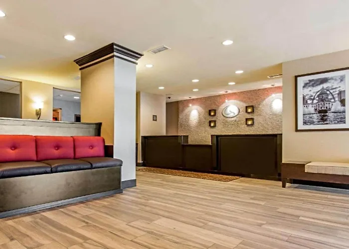Comfort Suites Fairview Heights Saint Louis
