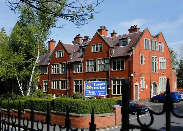 Broadfield Park Hotel