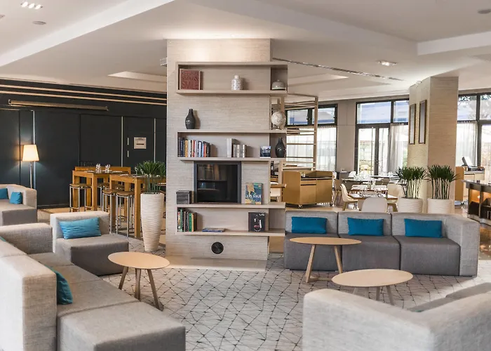 Courtyard By Marriott Paris La Defense West - Colombes
