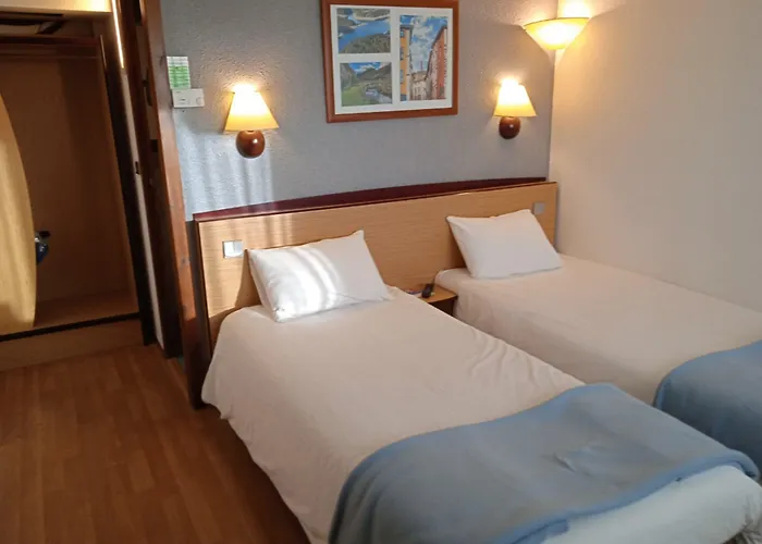 Hôtel Restaurant Campanile Aurillac