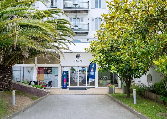 Hôtel L'Escale Marine Valdys Resort&SPA