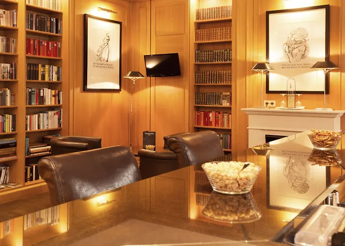 Townhouse Hotel