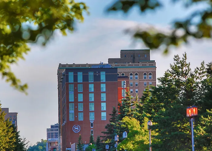 Sheraton Duluth Hotel
