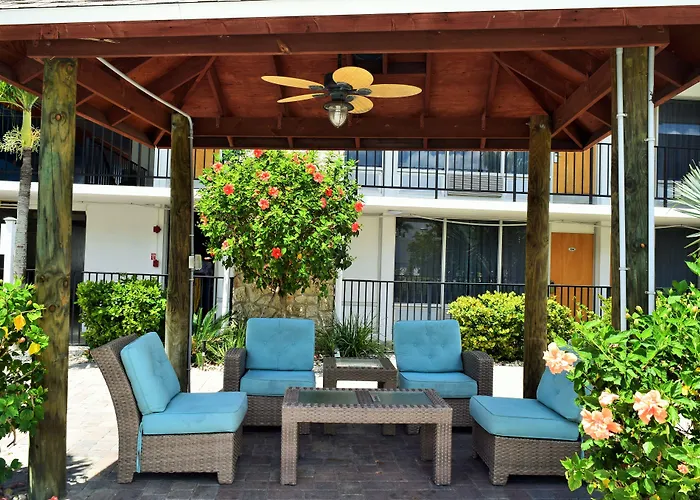 Dolphin Key - Cape Coral