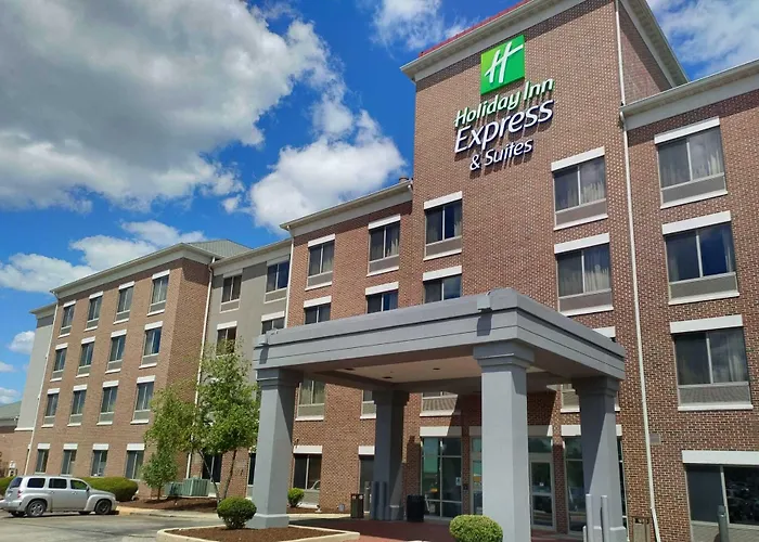 Holiday Inn Express & Suites Milwaukee Nw - Park Place By Ihg