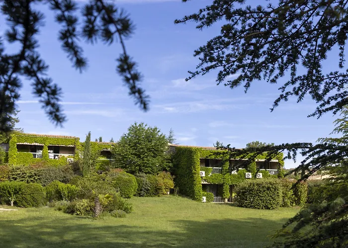 Hôtel&Résidence Lou Paradou Gréoux Les Bains