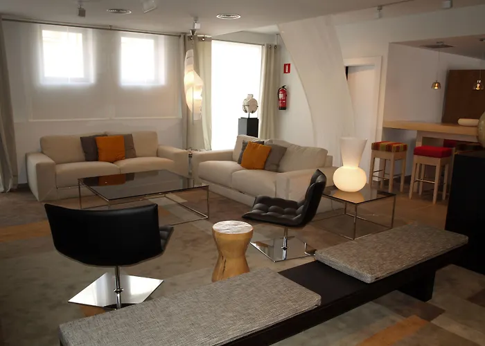 Eco Alcalá Suites