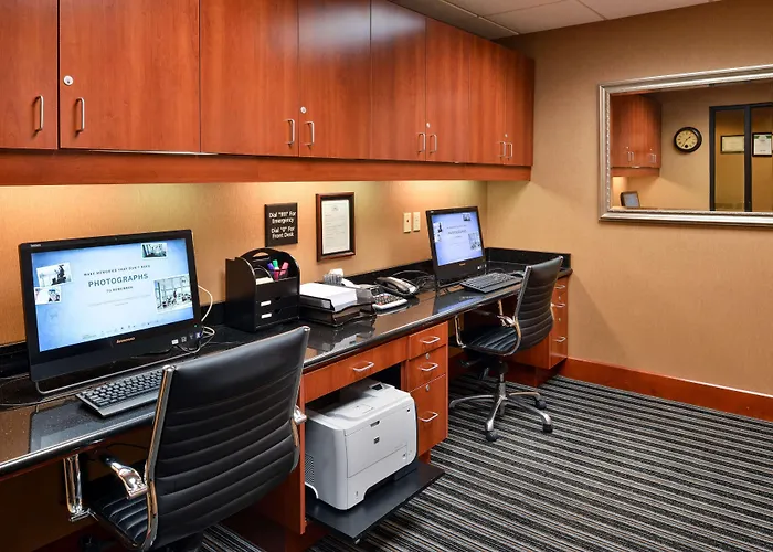 Hampton Inn&Suites Tacoma