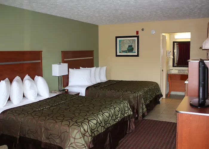 Baymont By Wyndham Pigeon Forge Near Island Drive Hotel