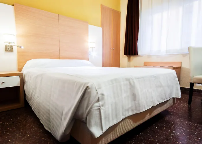 Hotel Fontana Plaza