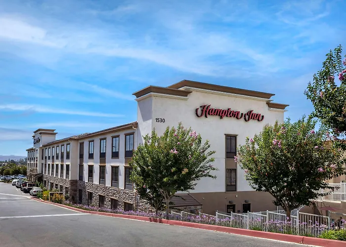 Hampton Inn /Corona