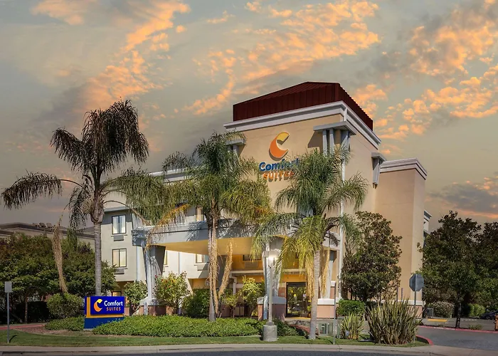 Comfort Suites Vacaville-Napa Valley Area