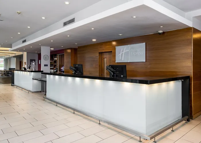 Holiday Inn Express Hamilton By Ihg