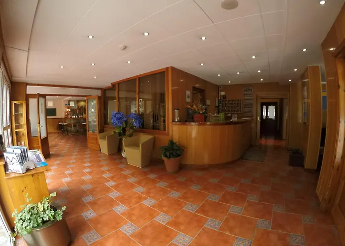Somriu Hotel Vall Ski Incles