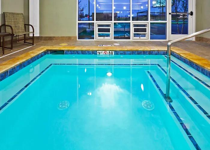 Holiday Inn Express Hotel & Suites Ooltewah Springs - Chattanooga By Ihg