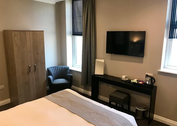 The Raven Hotel Corby