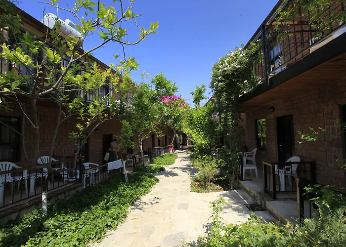 Leda Beach Hotel