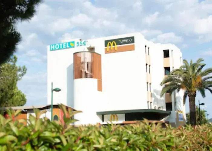 Hotel Les Tourrades