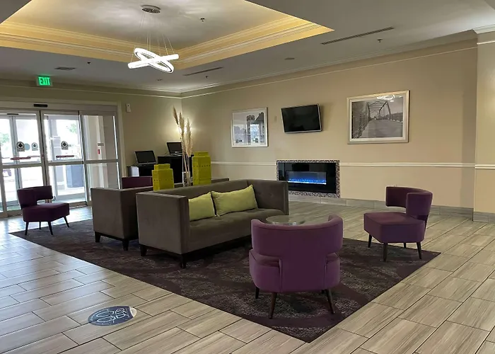 La Quinta By Wyndham Waxahachie Hotel