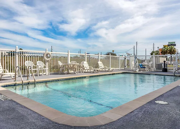 Sleep Inn & Suites Brunswick North