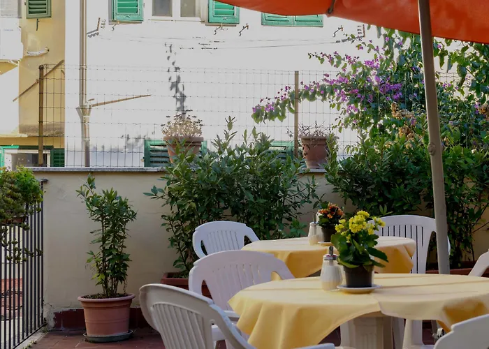 Hotel Monica