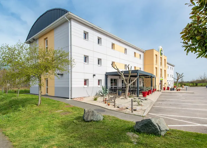 B&B HOTEL Cholet Nord