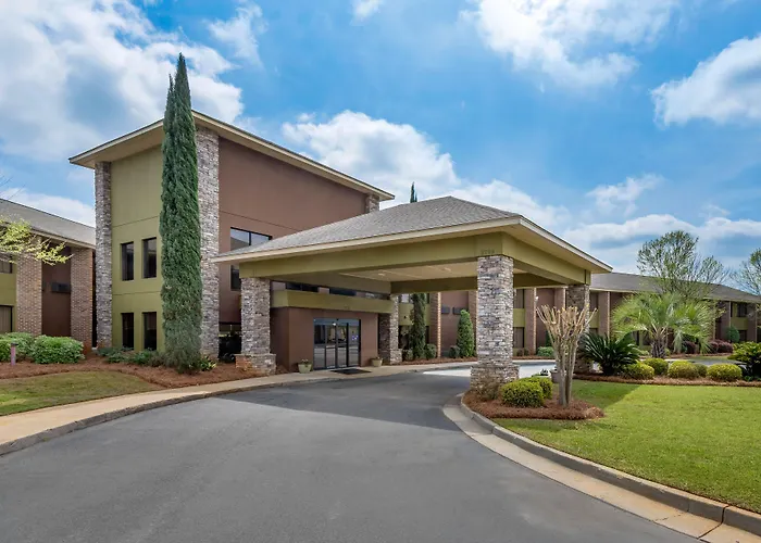Comfort Inn Warner Robins - Robins Air Force Base Area