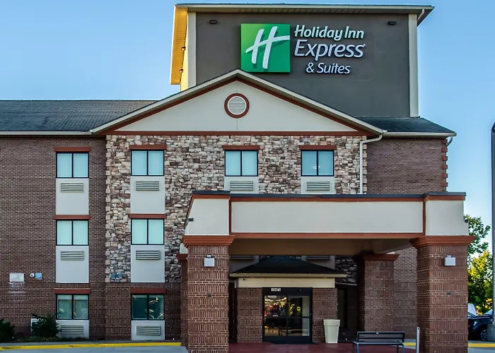 Holiday Inn Express & Suites - Olathe South By Ihg