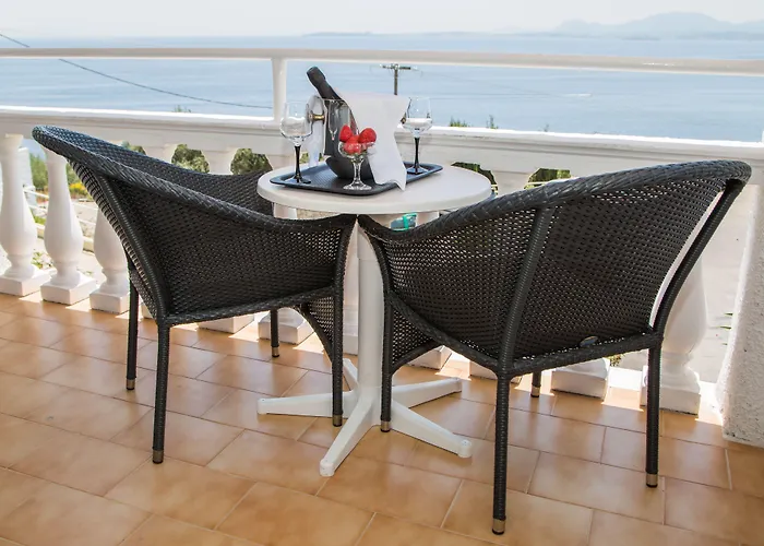 Pantokrator Hotel